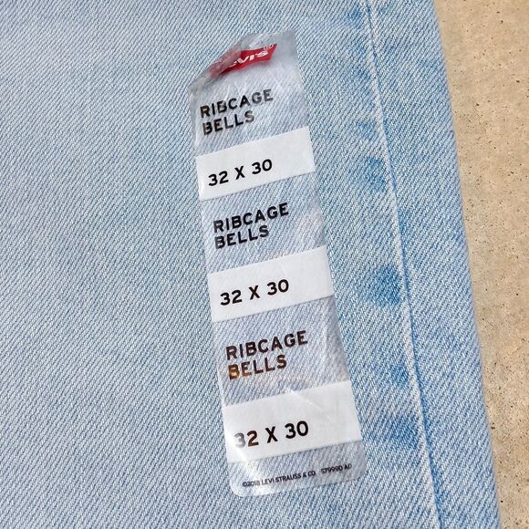 NWT Levi's Ribcage Bell Bottom Jeans Women's 32x30 High Rise Y2K Grunge 90s - Picture 4 of 11